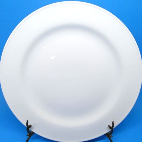 Pottery Barn Great White l1 3/4" Dinner Plate VGC - Picture 9 of 9